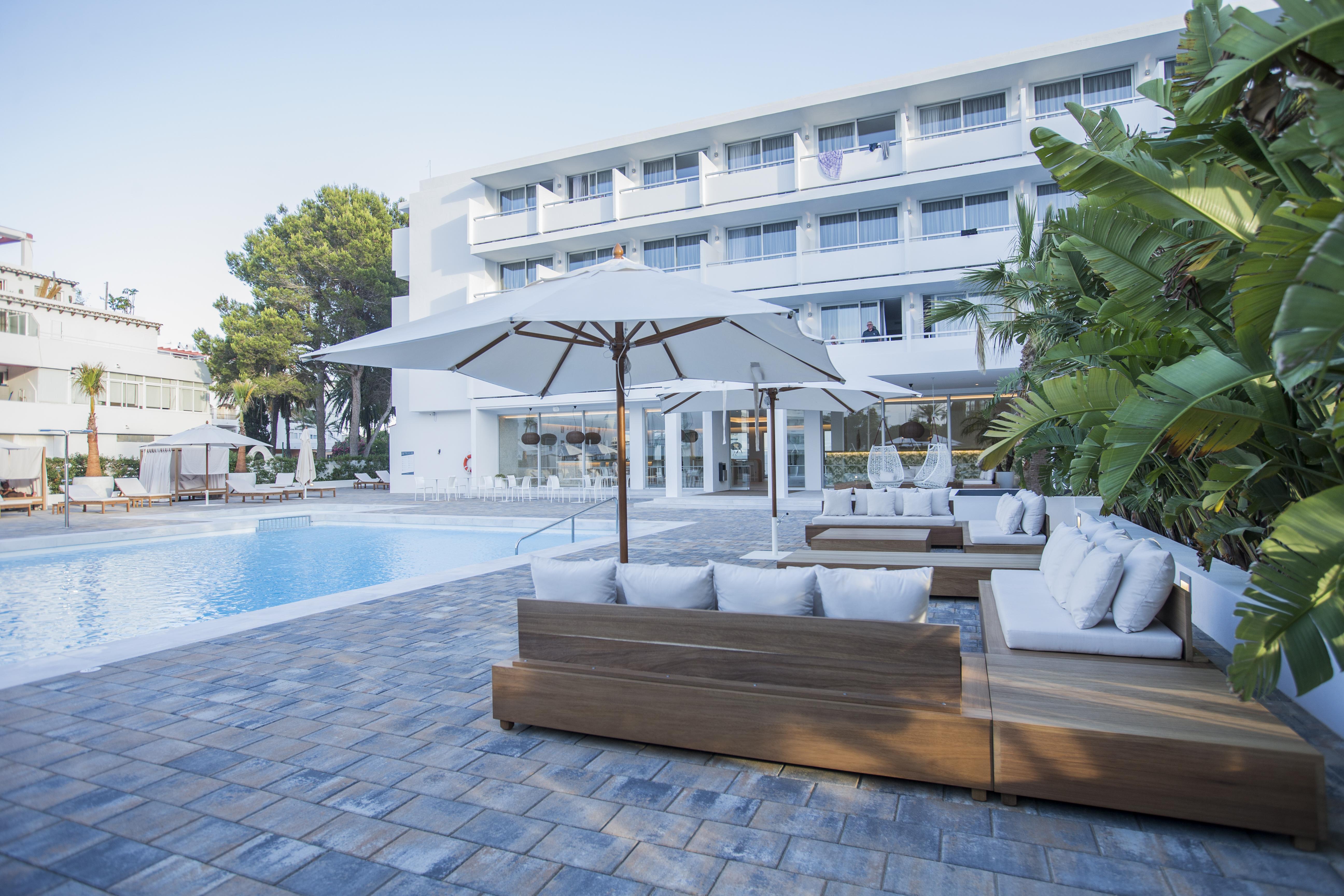 Hotel Anfora Ibiza Es Canar  Exterior photo